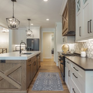 Modern Farmhouse - Kitchen 4 Thumbnail